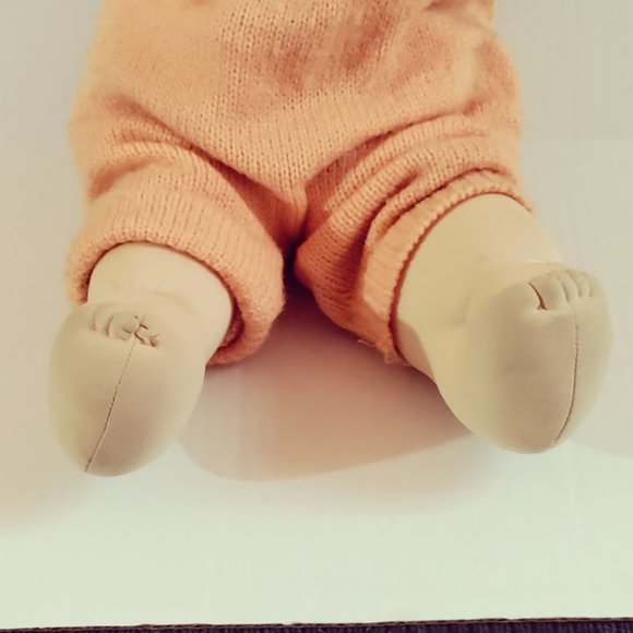 Cabbage Patch Kids wearing Pink Sweater Outfit - Picture 3 of 4